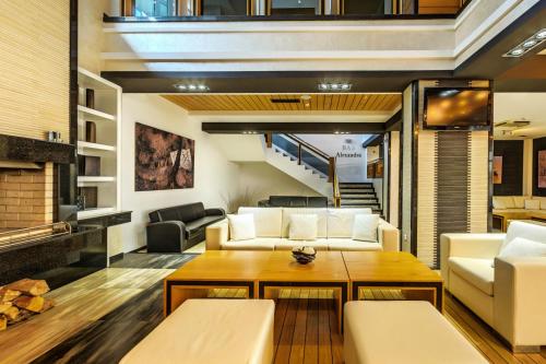 Saint George Palace Aparthotel - image 2