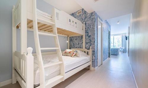 Amadria Park Jakov Hotel Amadria Park Jakov is a popular choice amongst travelers in Sibenik, whether exploring or just passing through. The property features a wide range of facilities to make your stay a pleasant expe