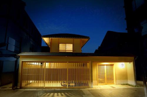 Maru Izumiyacho photo 1