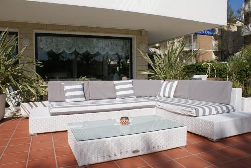 Hotel Granada - image 14