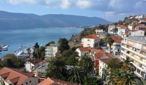 View, KAPOR HOUSE-wonderful sea view in Podi