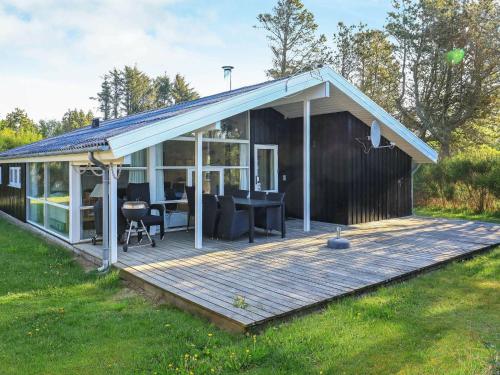 6 person holiday home in Blokhus