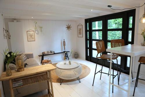 Sunny Guesthouse in Boschrand