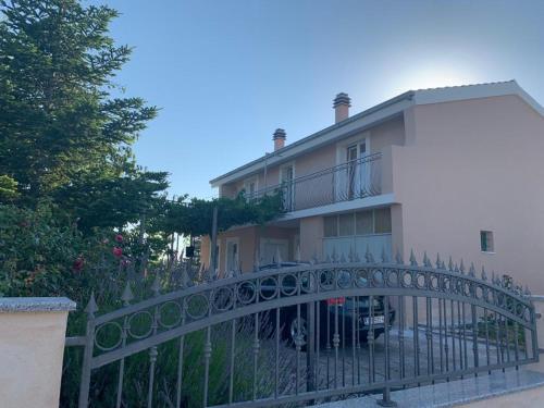 Apartman Mara - Šestanovac