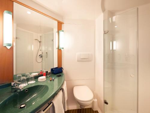 ibis Hotel Berlin Spandau - image 5