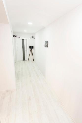 The Breeze Hotel - image 2