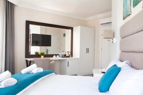 LA SIETE BOUTIQUE HOTEL Located in Antalya City Center, LA SIETE BOUTIQUE HOTEL is a perfect starting point from which to explore Antalya. The property offers a wide range of amenities and perks to ensure you have a great ti