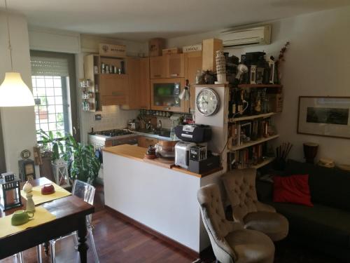 ROMA METRO JONIO Double ROOM with BATHROOM, Rome (photo 7)