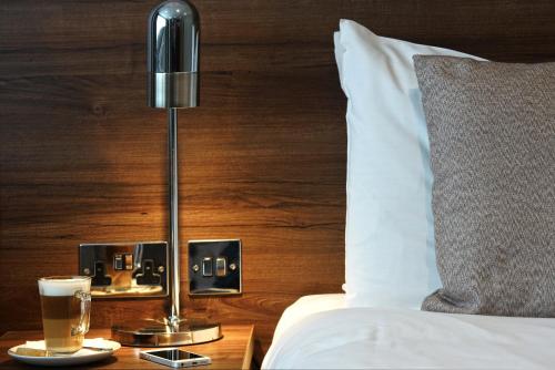 Best Western Ship Hotel - image 12