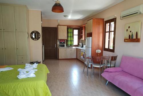 Gaea Gardens Studios & Villas - image 8