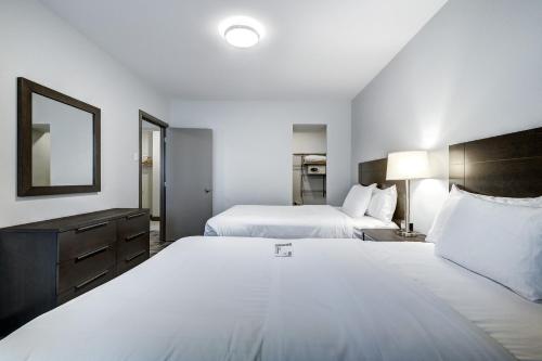 Superior Suite with Two Double Beds