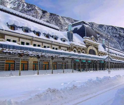 Apartamento familiar Canfranc Estación