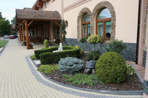 Einrichtungen, Zlote Arkady in Tschenstochau