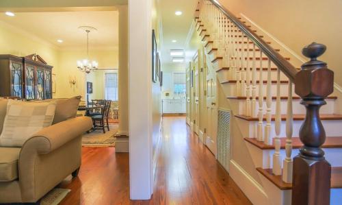 Tattnall Manor by Lucky Savannah