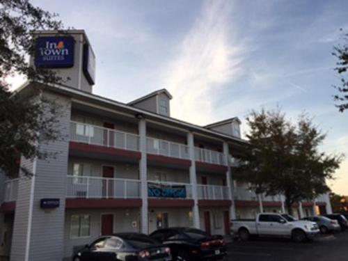 InTown Suites Extended Stay Jacksonville FL - Orange Park in Orange Park, USA