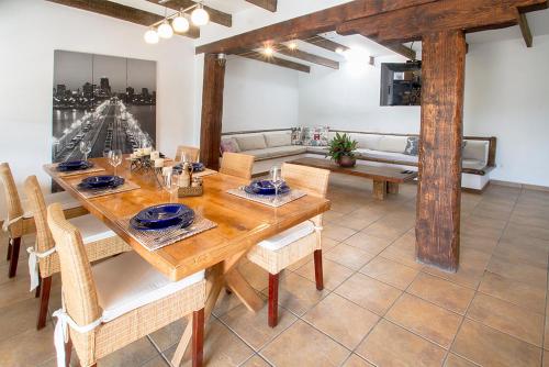 Finca Arbequina in Pareda