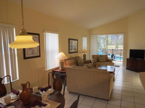 4 Bedroom Kissimmee Area Home - main image