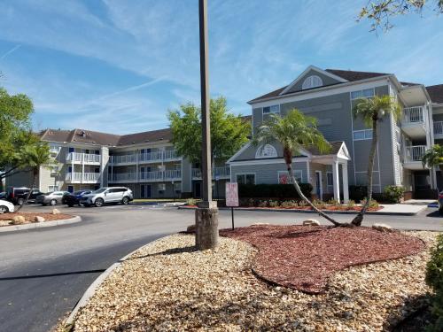 InTown Suites Extended Stay Tampa FL - image 3