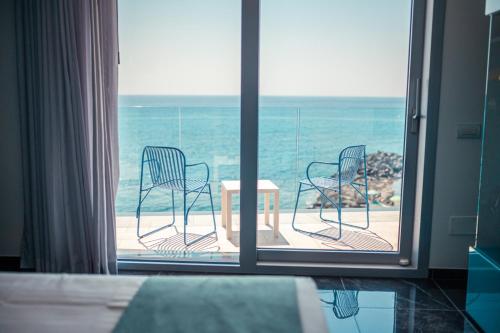 Nautilus Hotel - image 7