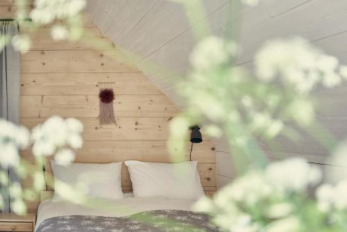 Triple Room with Balcony image 10