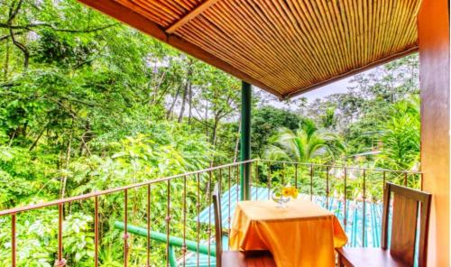 ระเบียง/ชานเรือน, Hotel San Rafael Ecolodge in ฟอร์ตูนา