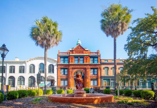 Wilkes House by Lucky Savannah - image 7