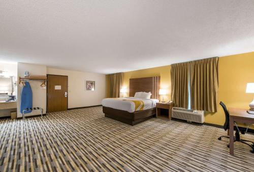 Quality Inn - Michigan City IN - main image