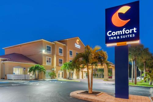 Comfort Inn & Suites Airport