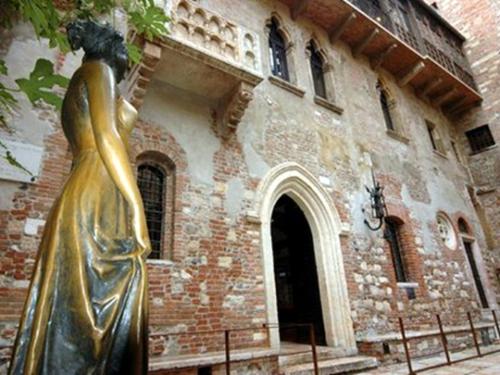 Le notti di Giulietta BnB Dossobuono
