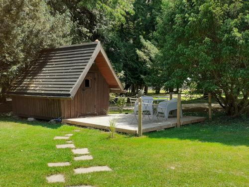 Cabane Aligoté gîte à louer Golf Macon La Salle