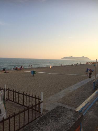 Prestigioso Attico 20 mt dal mare