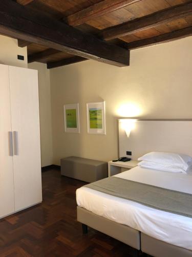 Hotel Boutique Antiche Mura