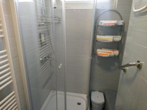 Center Una Apartment - image 3