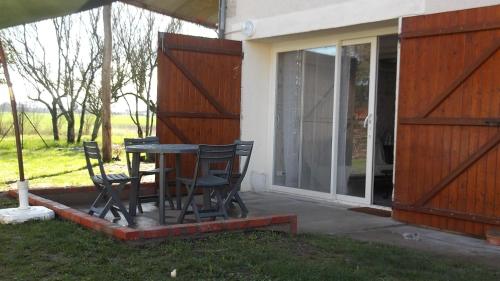 GITE LA GRANDE COUR gîte à louer Chasnay