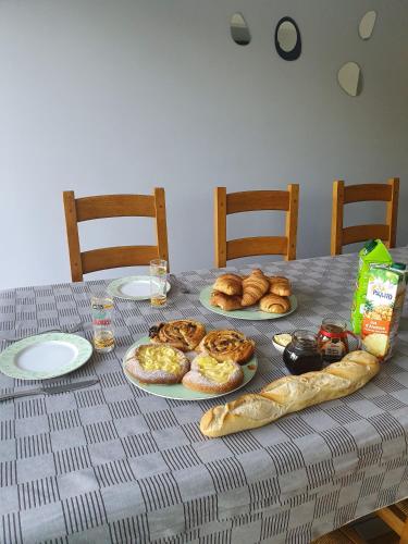 Bed and Breakfast in Champagne near Reims chambre d'hôte Chigny-les-Roses