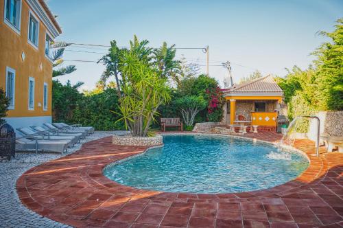 Moonshine Guest House with private studios and private cottage chambre d'hôte Albardeira