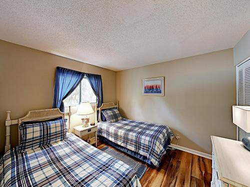 New Listing! Gated Retreat: 2 Pools Walk To Beach Condo - image 5