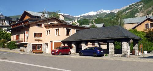 Hôtel Arolla Bourg-Saint-Maurice