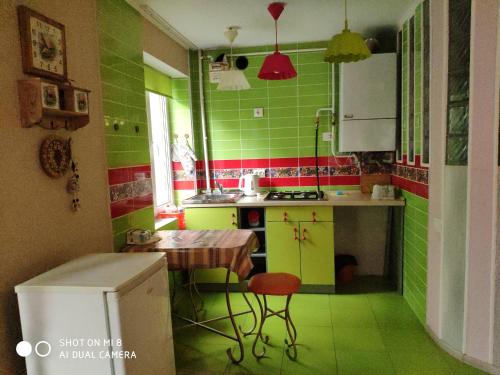 Apartments Domovik Latorichnaya3 - image 3
