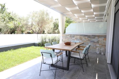 Saint George Villas - image 3