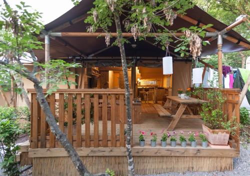 Fisherman's glamping village - image 2