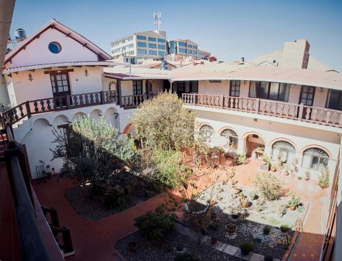 Hotel Santa Mónica (Hotel Santa Monica) in Sucre City Center