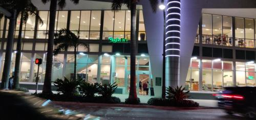 Beach Front Studio Miami Beach - image 11