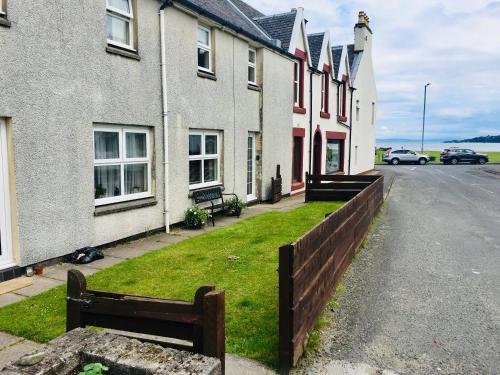 1 Shiphouse Apartment in Lamlash