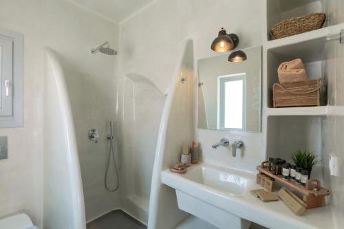 Bianco Diverso Suites - image 6