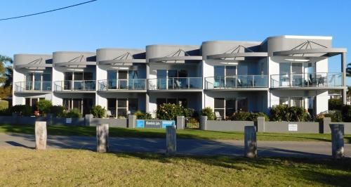 Merimbula Lake Apartments