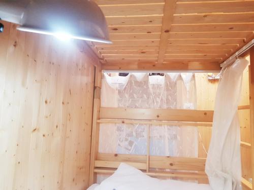 1 twin bed
