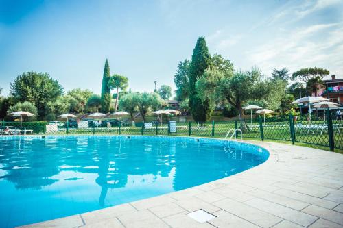 Desenzano Glam Village - image 12