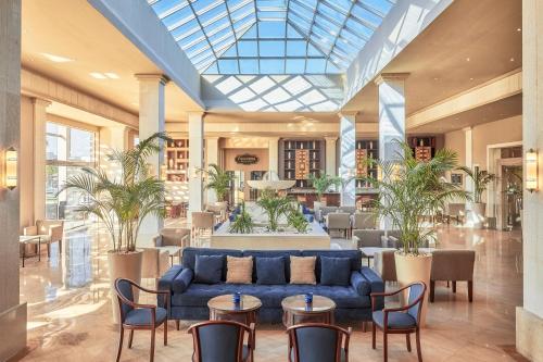 Grand Plaza Hotel