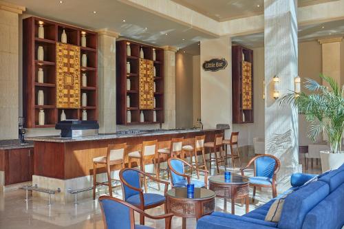 Grand Plaza Hotel